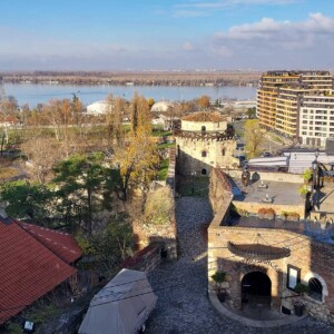 Белград. Јакшићева кула Jaksic`s Tower и Дунай